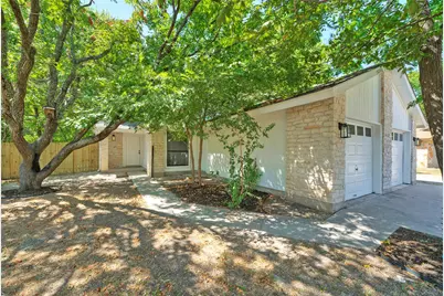 12810 Tomanet Trail, Austin, TX 78727 - Photo 16