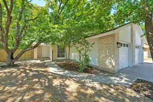 12810 Tomanet Trail, Austin, TX 78727 - Photo 16