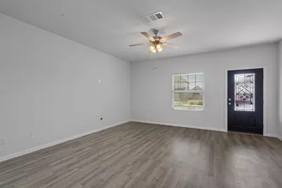 303 Clearlake Drive, Hutto, TX 78634 - Photo 8