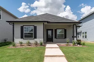 303 Clearlake Dr, Hutto, TX 78634 - Photo 1