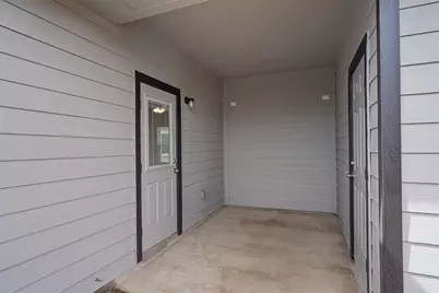 303 Clearlake Drive, Hutto, TX 78634 - Photo 30