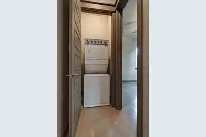 923 E 37th Street, Austin, TX 78705 - Photo 16