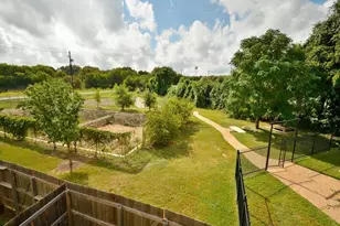 13420 Lyndhurst St, Austin, TX 78729 - Photo 16