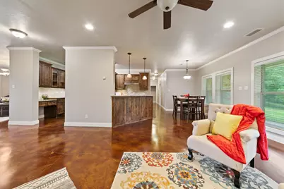 1903 Sarah Cove, Taylor, TX 76574 - Photo 10