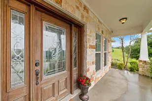 1903 Sarah Cove, Taylor, TX 76574 - Photo 4