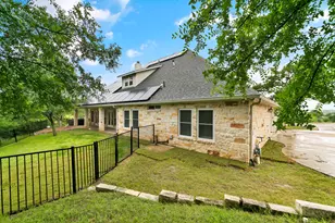 1903 Sarah Cove, Taylor, TX 76574 - Photo 36