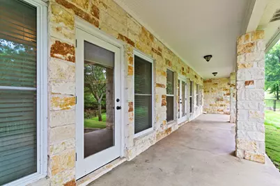 1903 Sarah Cove, Taylor, TX 76574 - Photo 34
