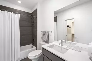 814 N Bluff Dr, Austin, TX 78745 - Photo 10