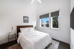 814 N Bluff Dr, Austin, TX 78745 - Photo 12