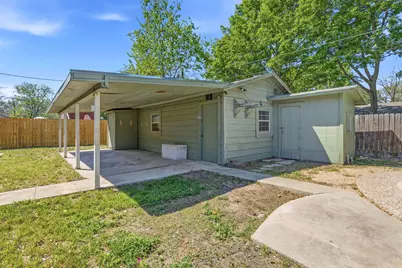 1307 Aspen Street, Lockhart, TX 78644 - Photo 28