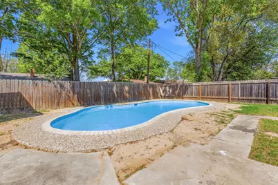 1307 Aspen Street, Lockhart, TX 78644 - Photo 24