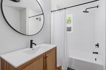 1307 Aspen Street, Lockhart, TX 78644 - Photo 12