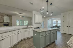 308 Duffy Ln, Austin, TX 78738 - Photo 8