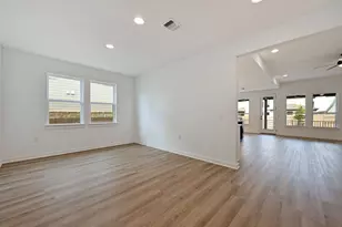 7712 Boyd Hvn Dr, Austin, TX 78744 - Photo 6