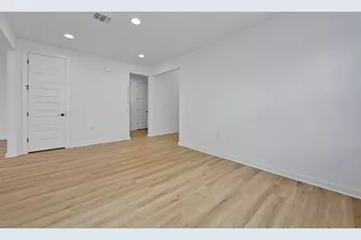 7712 Boyd Haven Drive, Austin, TX 78744 - Photo 8