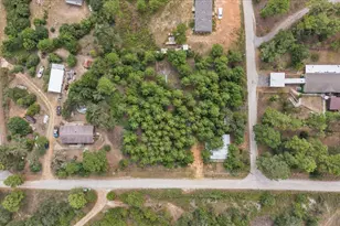 259 Pinehill Dr, Bastrop, TX 78602 - Photo 2