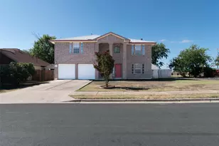 1601 Lantana Dr, Round Rock, TX 78664 - Photo 2