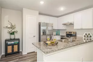 2864 Rosefinch, New Braunfels, TX 78130 - Photo 6