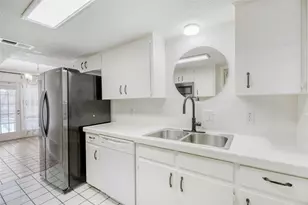 6601 Skycrest Dr, Austin, TX 78745 - Photo 10