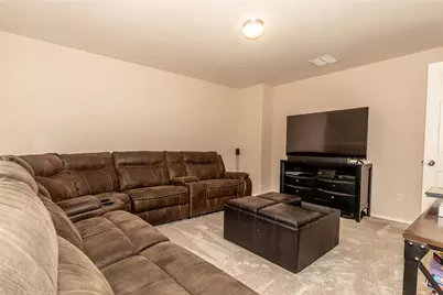318 Hyltin Street, Hutto, TX 78634 - Photo 24