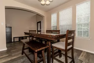 318 Hyltin St, Hutto, TX 78634 - Photo 4