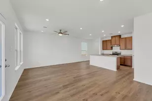 201 Lucky Texan Rd, Jarrell, TX 76537 - Photo 6