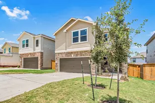 201 Lucky Texan Rd, Jarrell, TX 76537 - Photo 2