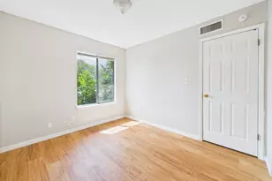 9520 Quail Village Ln, Austin, TX 78758 - Photo 16