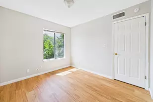 9520 Quail Village Ln, Austin, TX 78758 - Photo 16