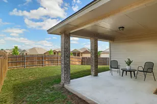 1704 T H Johnson Dr, Taylor, TX 76574 - Photo 26