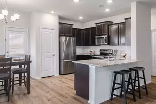 1704 T H Johnson Dr, Taylor, TX 76574 - Photo 12