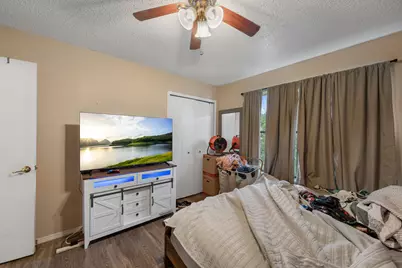 128 Hillside Drive, Elgin, TX 78621 - Photo 10