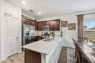 116 Badillo Way, Bastrop, TX 78602 - Photo 4