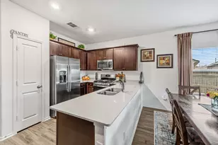 116 Badillo Wy, Bastrop, TX 78602 - Photo 4