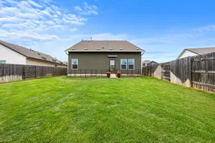 116 Badillo Wy, Bastrop, TX 78602 - Photo 28