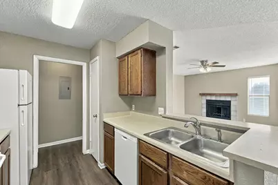 8804 Schick Road #C, Austin, TX 78729 - Photo 8