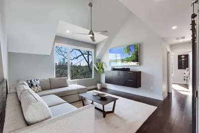 1802 W 10th Street, Austin, TX 78703 - Photo 12