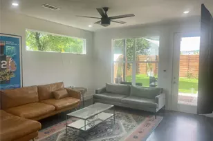 3409 Pennsylvania Ave, Austin, TX 78721 - Photo 16