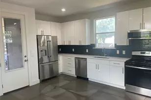 3409 Pennsylvania Ave, Austin, TX 78721 - Photo 12