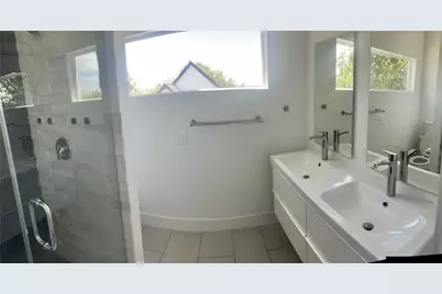 3409 Pennsylvania Avenue #1, Austin, TX 78721 - Photo 32