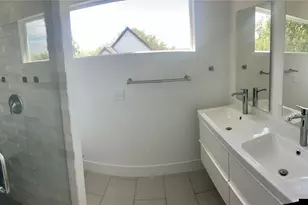 3409 Pennsylvania Ave, Austin, TX 78721 - Photo 32