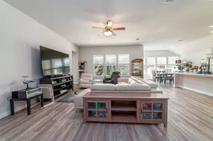 273 Rimrock Ct, Bastrop, TX 78602 - Photo 2