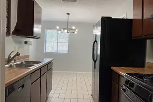 1307 Green Downs Dr, Round Rock, TX 78664 - Photo 6