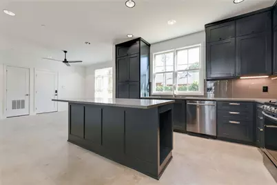 408 W 38 1/2 Street #4-1, Austin, TX 78705 - Photo 18