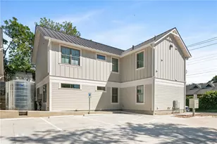 408 W 38 1/2 St, Austin, TX 78705 - Photo 36