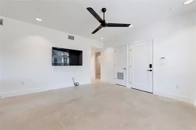 408 W 38 1/2 Street #4-1, Austin, TX 78705 - Photo 12