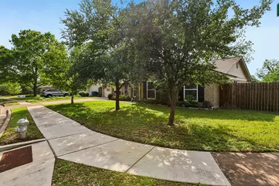 5900 Gateshead Drive, Austin, TX 78745 - Photo 4