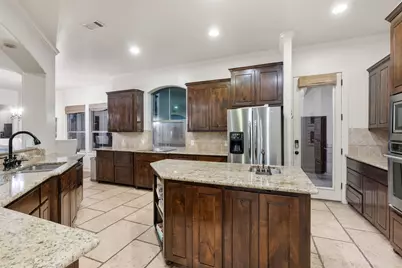 18 Hedgebrook Way, The Hills, TX 78738 - Photo 10