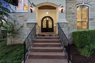 18 Hedgebrook Way, The Hills, TX 78738 - Photo 2