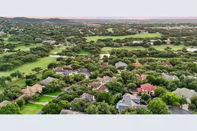18 Hedgebrook Way, The Hills, TX 78738 - Photo 40